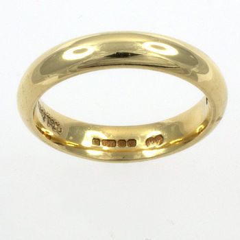 18ct gold Wedding Ring size M½